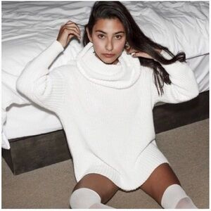 American Apparel One Size oversized chunky knit turtleneck cowl sweater